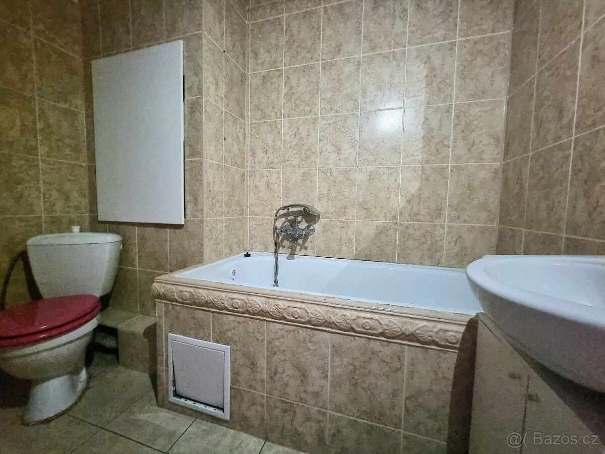 Pronájem byt - Bílina, 418 01