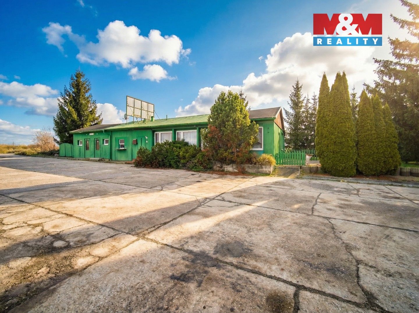 Obchodní prostory, Lochenice, 200 m² - 1