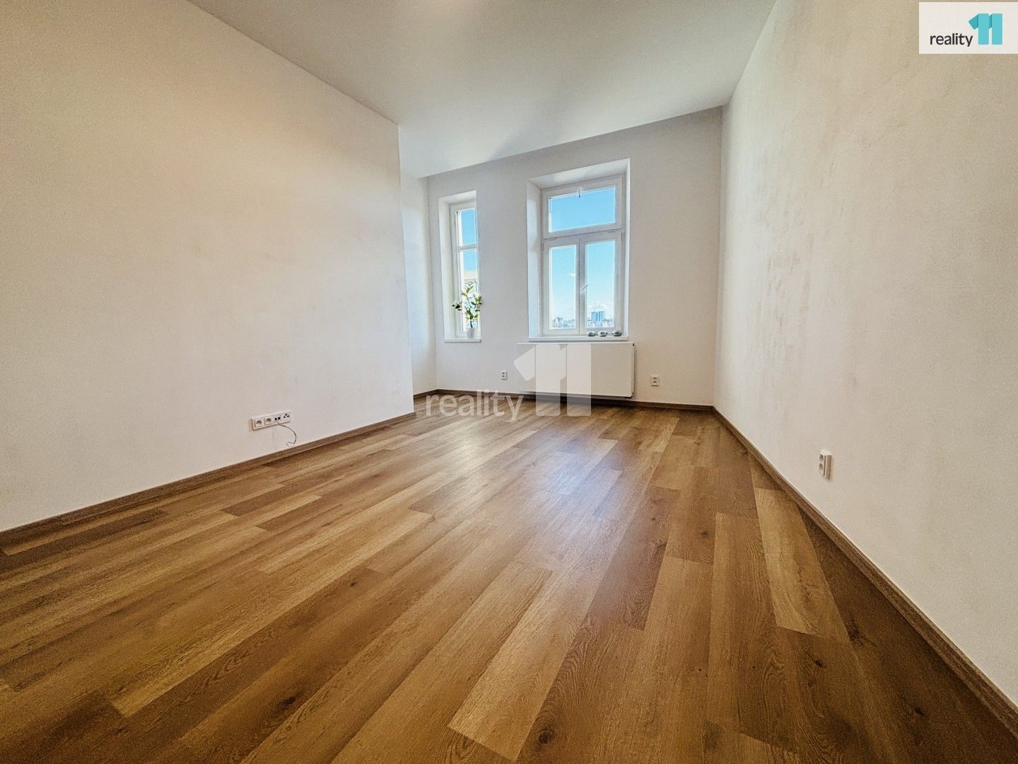 1+1, Krymská, Praha, 37 m² - 2