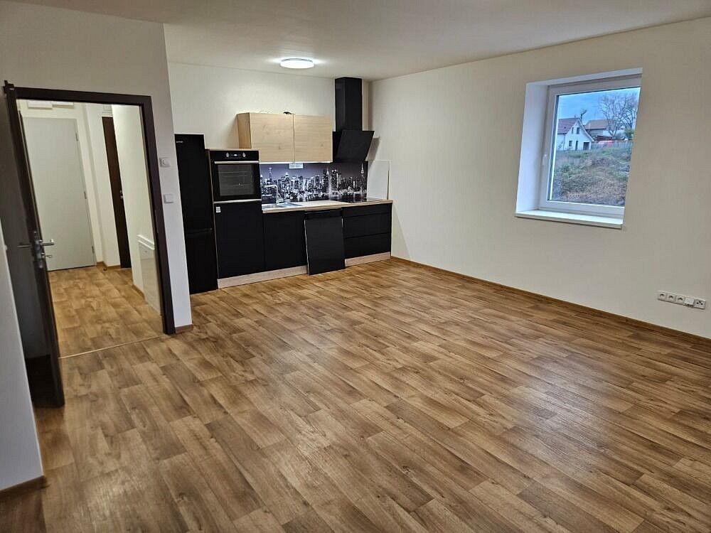 Byt 3+kk · 79 m² · Dobříč, okres Praha-západ, Středočeský kraj - 3