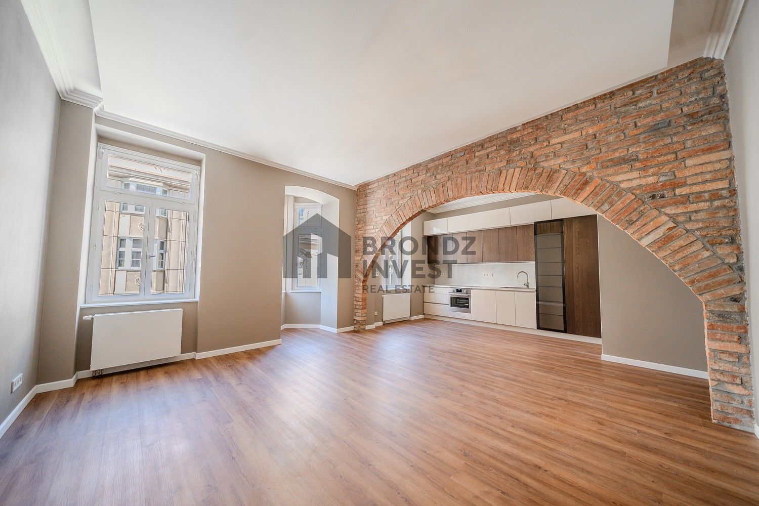 3+kk, Jeseniova, Praha 3 - Žižkov, 100 m² - 1