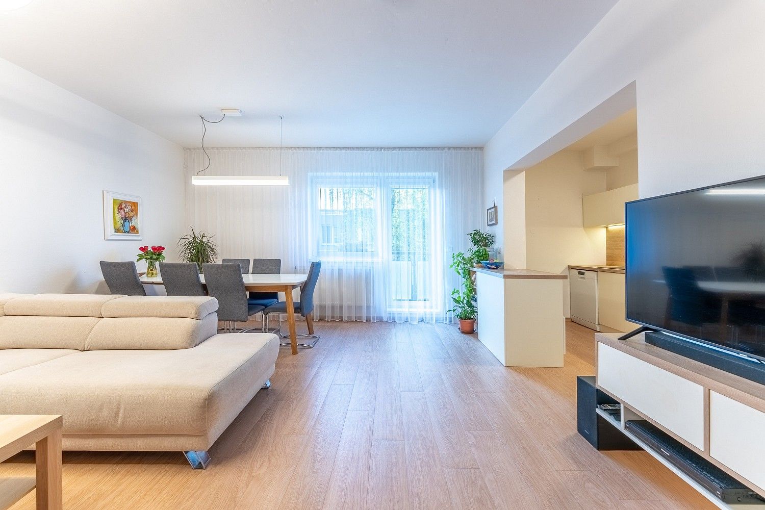 Byt 3+kk · 83 m² · Ve žlíbku, Praha 9 - Horní Počernice - 3