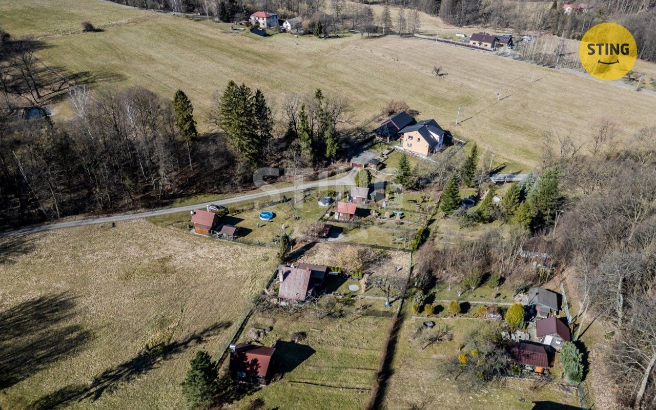 Zahrady, Horní Žukov, Český Těšín, 376 m²