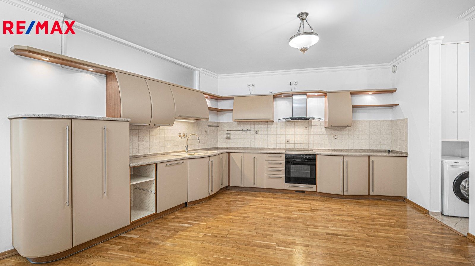 Pronájem byt 4+kk - Irská, Praha, 120 m²