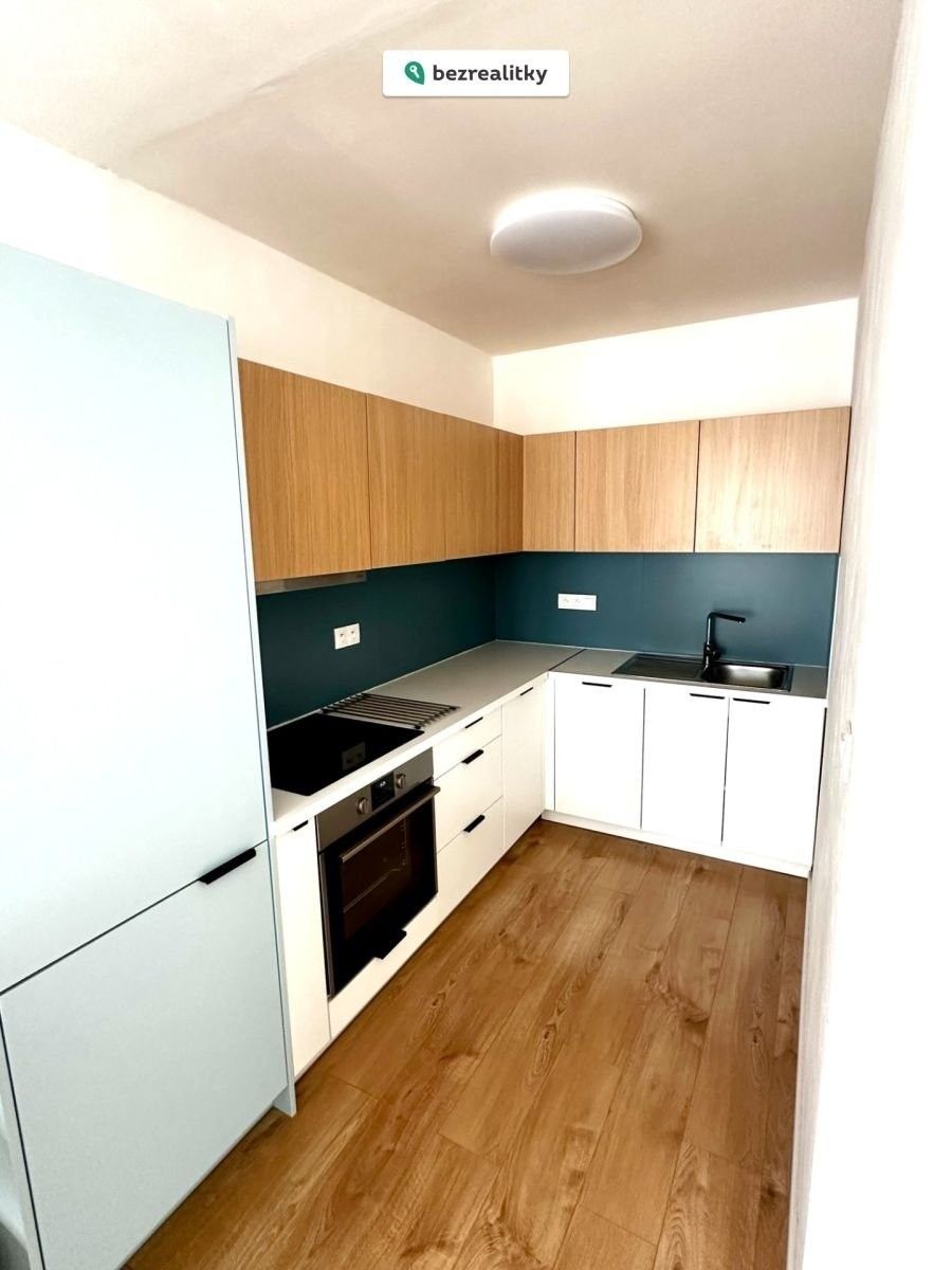2+kk, Frýdlantská 1305, Praha Kobylisy, 45 m² - 2
