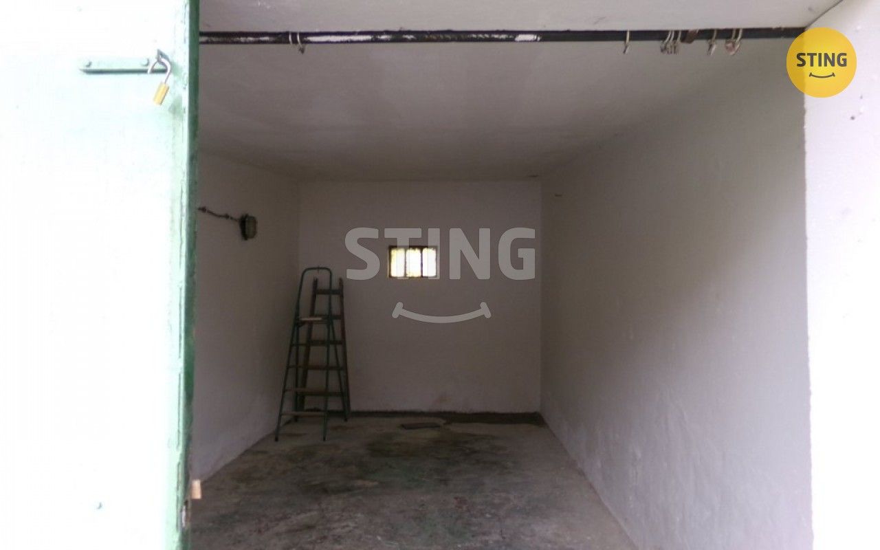 Pronájem garáž - Město, Havířov, 20 m²