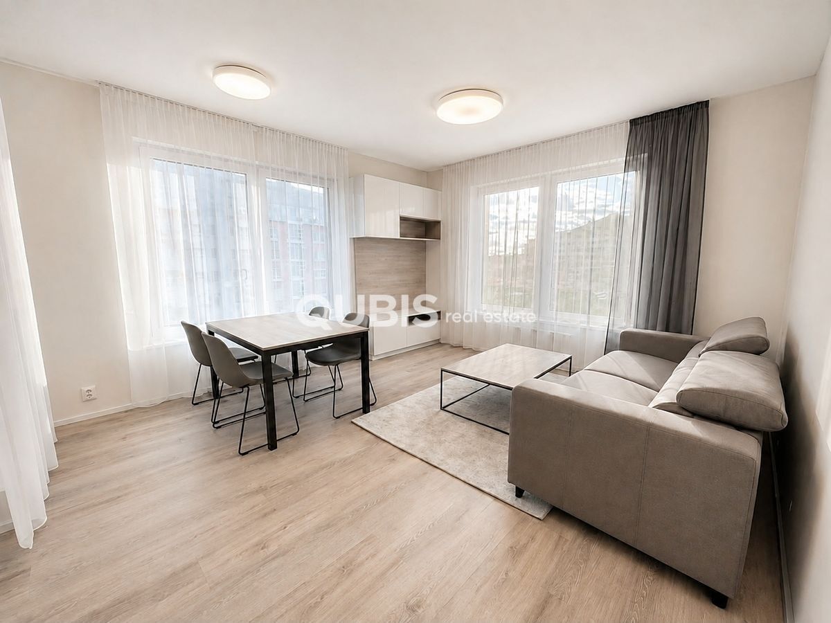 2+kk, Zvěřinova, Praha, 68 m² - 1