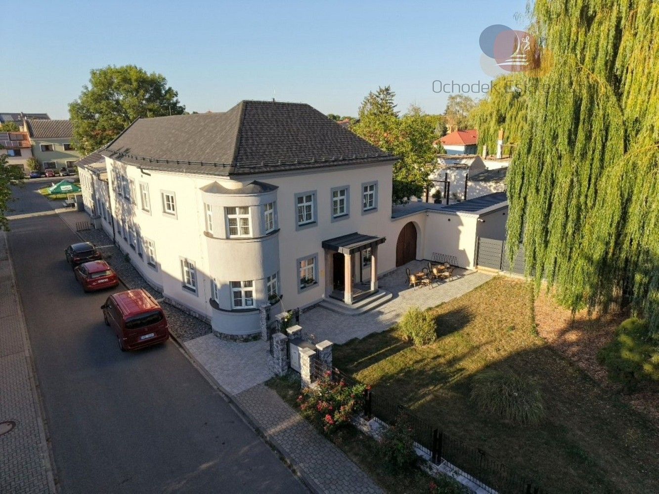 Ubytovací zařízení, 690 m²