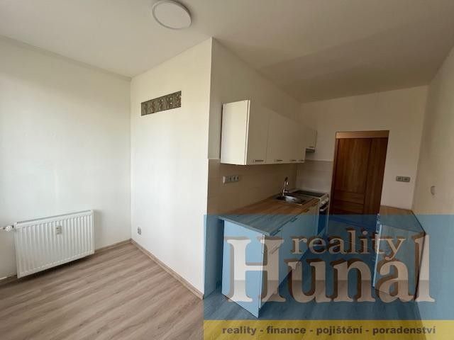 2+1, Sídliště Míru, Pacov, 54 m²