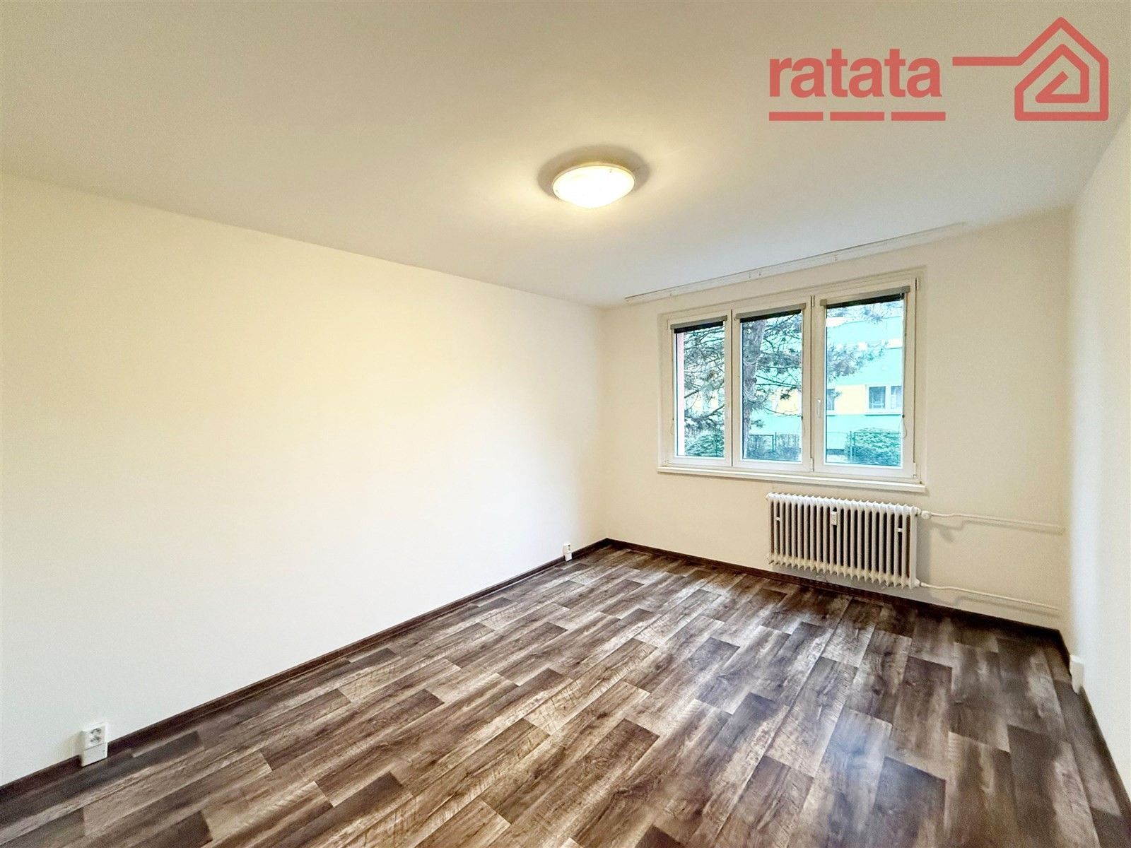 Pronájem byt 1+1 - Studentská, Jirkov, 36 m²