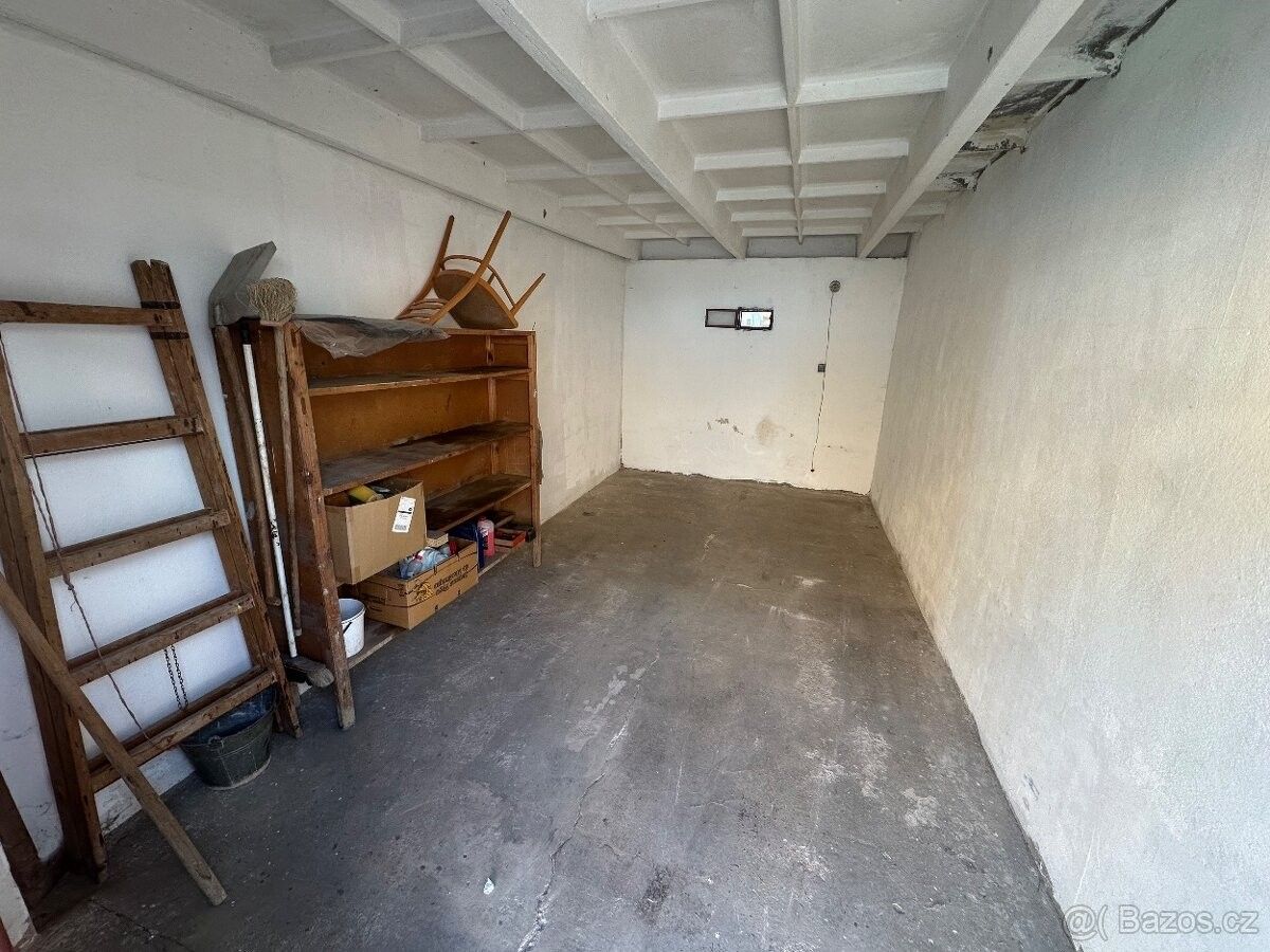 Pronájem garáž - Beňov, 750 02