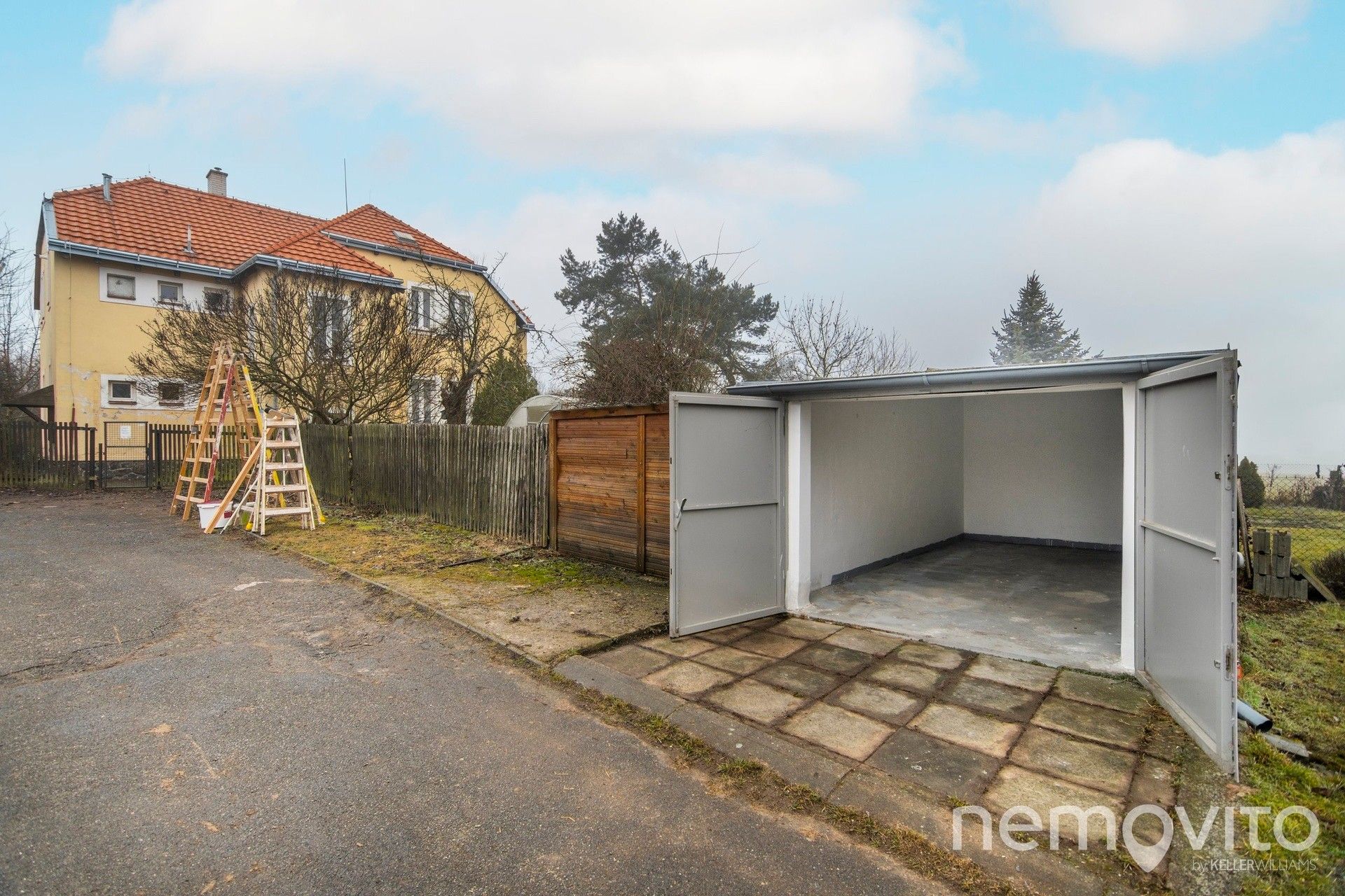 Garáže, U Drahaně 145, Praha, 20 m²