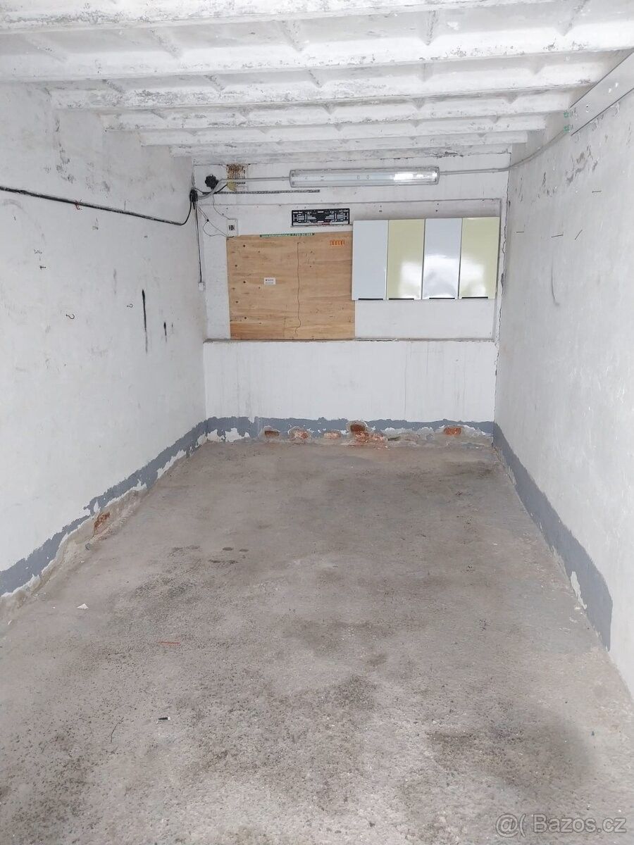 Pronájem garáž - Chomutov, 430 01