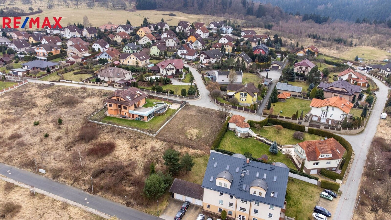 Prodej pozemek pro bydlení - Karlovy Vary, 822 m²