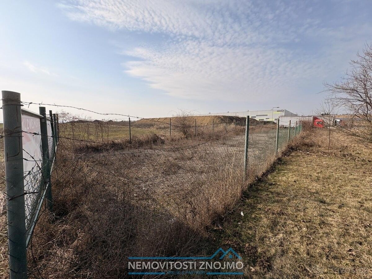 Pronájem pozemek pro bydlení - Dobšice, 671 82