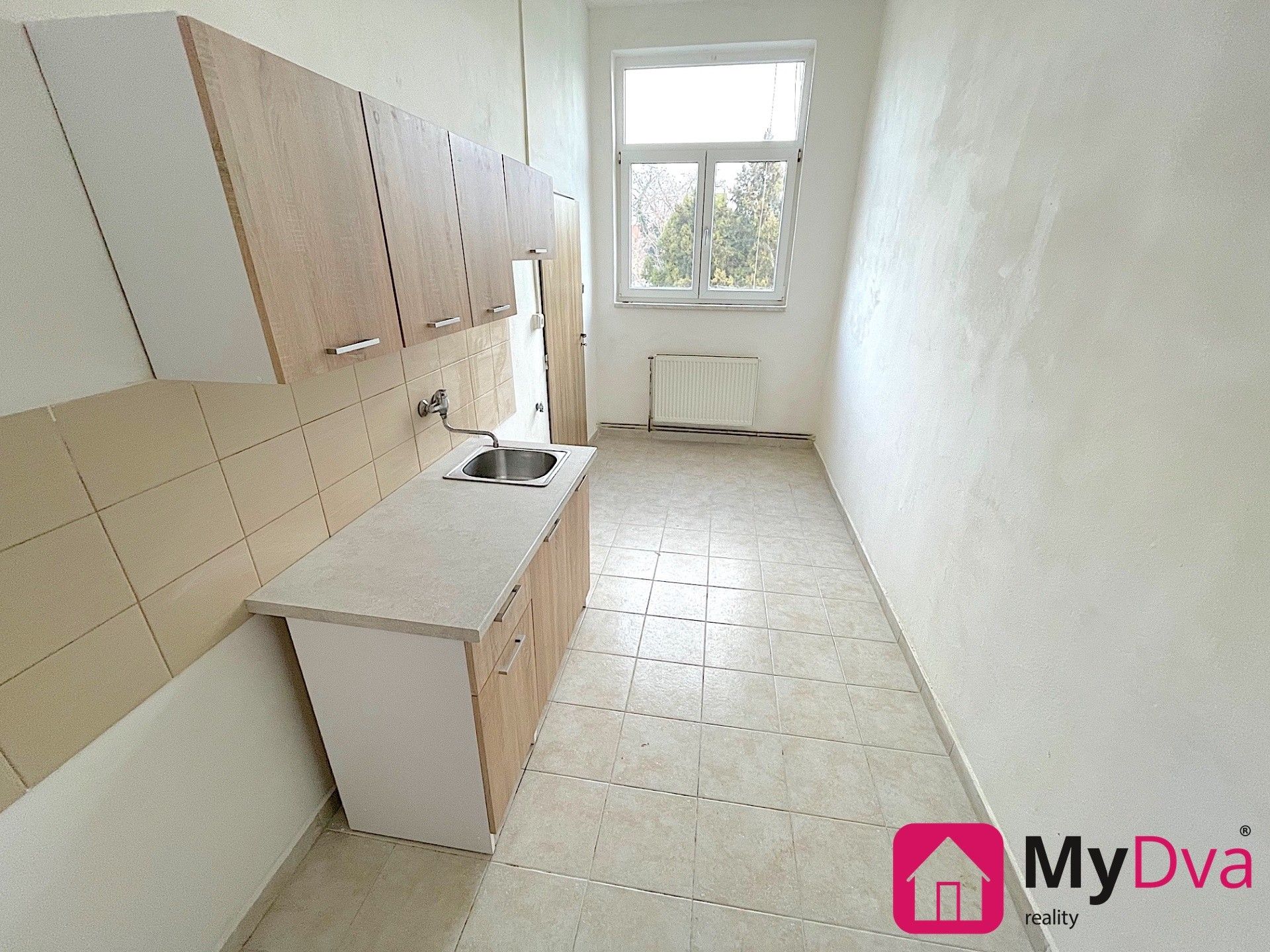 Pronájem byt 2+1 - nám. Armády, Znojmo, 50 m²