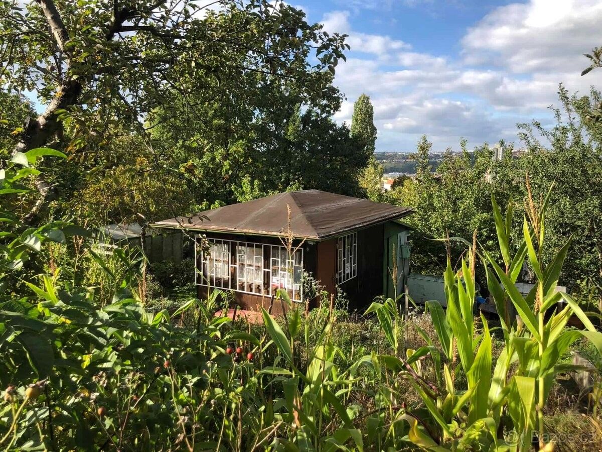 Chaty, Praha, 190 00