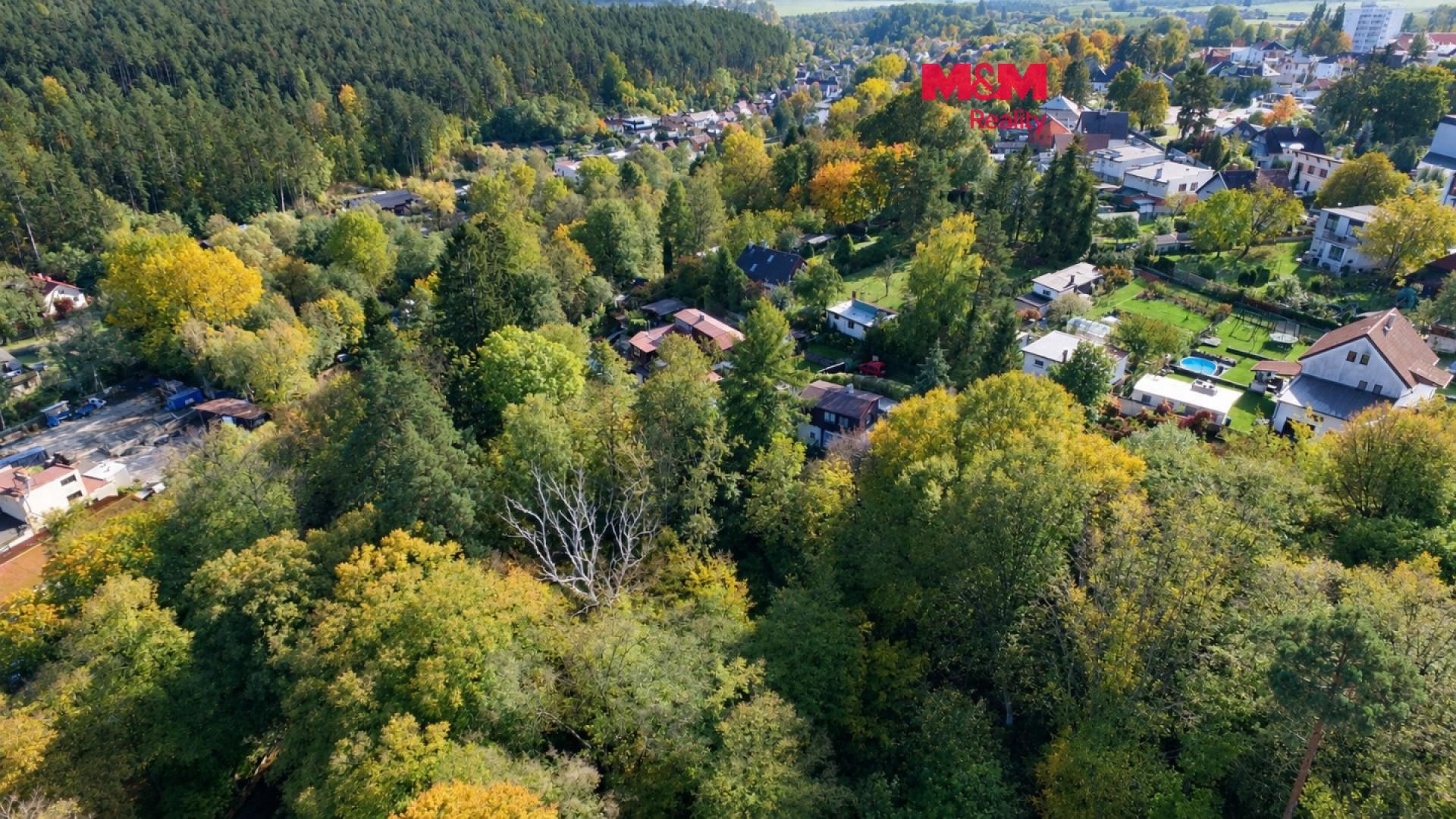 Louka, 1 457 m²