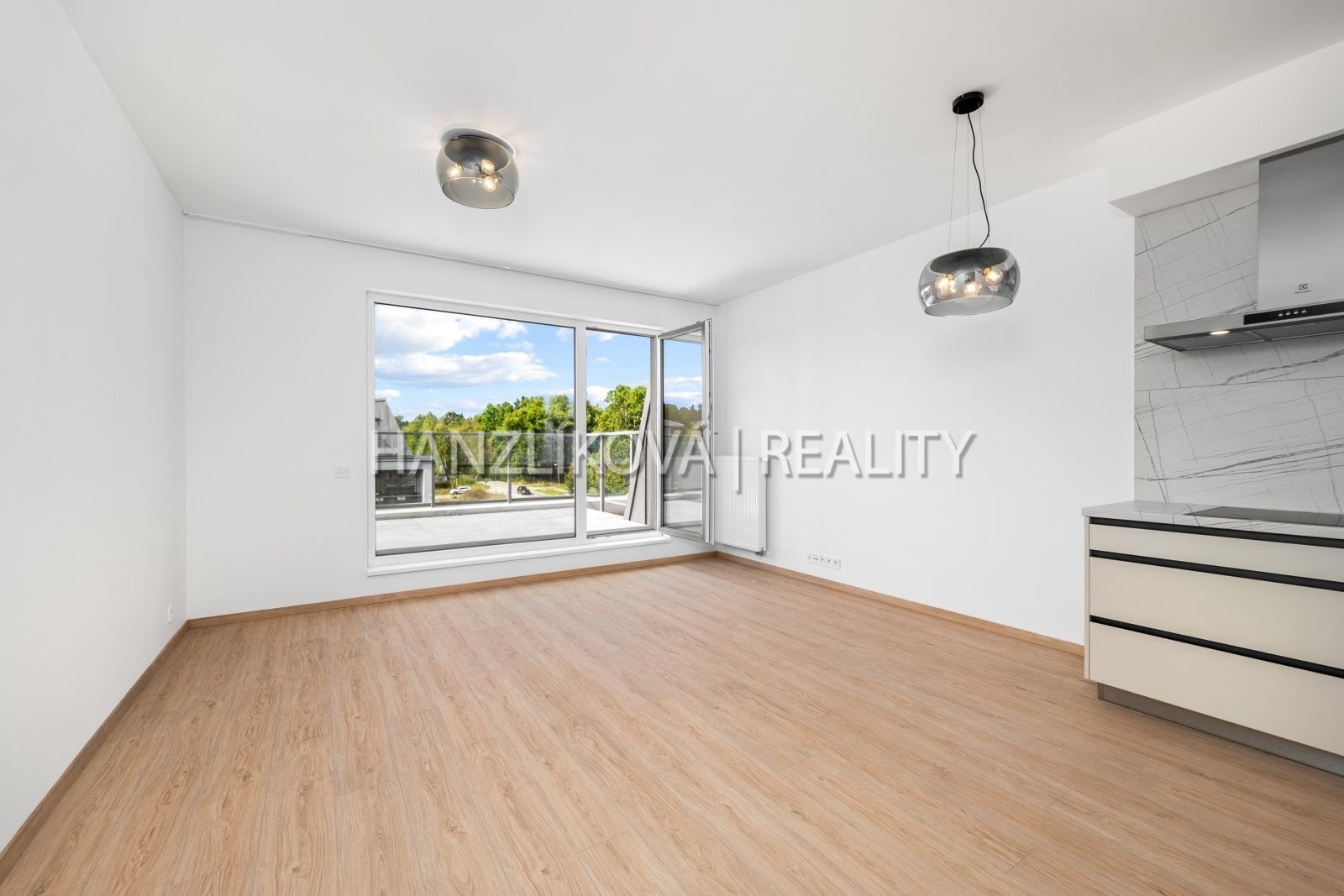 Pronájem byt 3+kk - Branišovská, České Budějovice, 70 m²