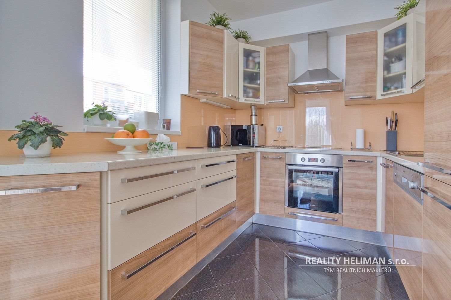 Byt 3+kk · 100 m² · Kabešova, Praha 9 - Vysočany - 3