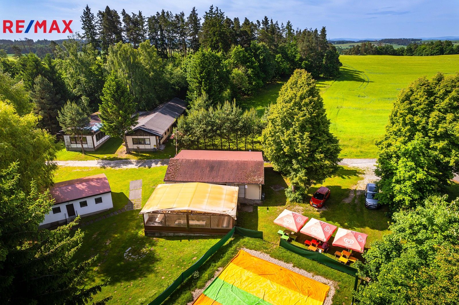 Ubytovací zařízení, Velká Turná, 1 220 m²