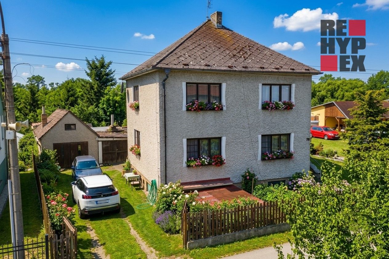 Rodinné domy, Halámky, 360 m² - 1