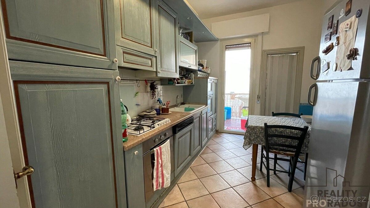 Prodej byt - 987 66, Zahraničí