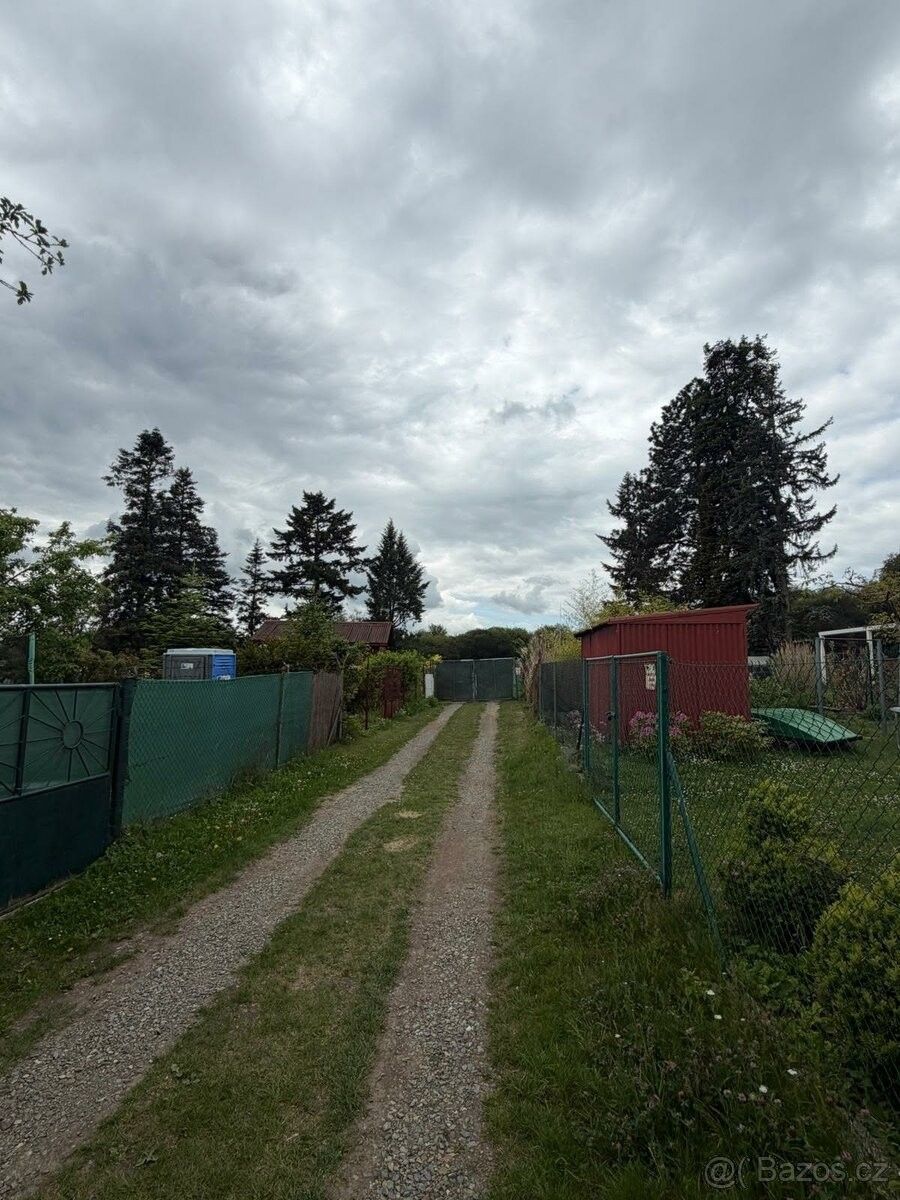 Zahrady, Plzeň, 301 00 - 1