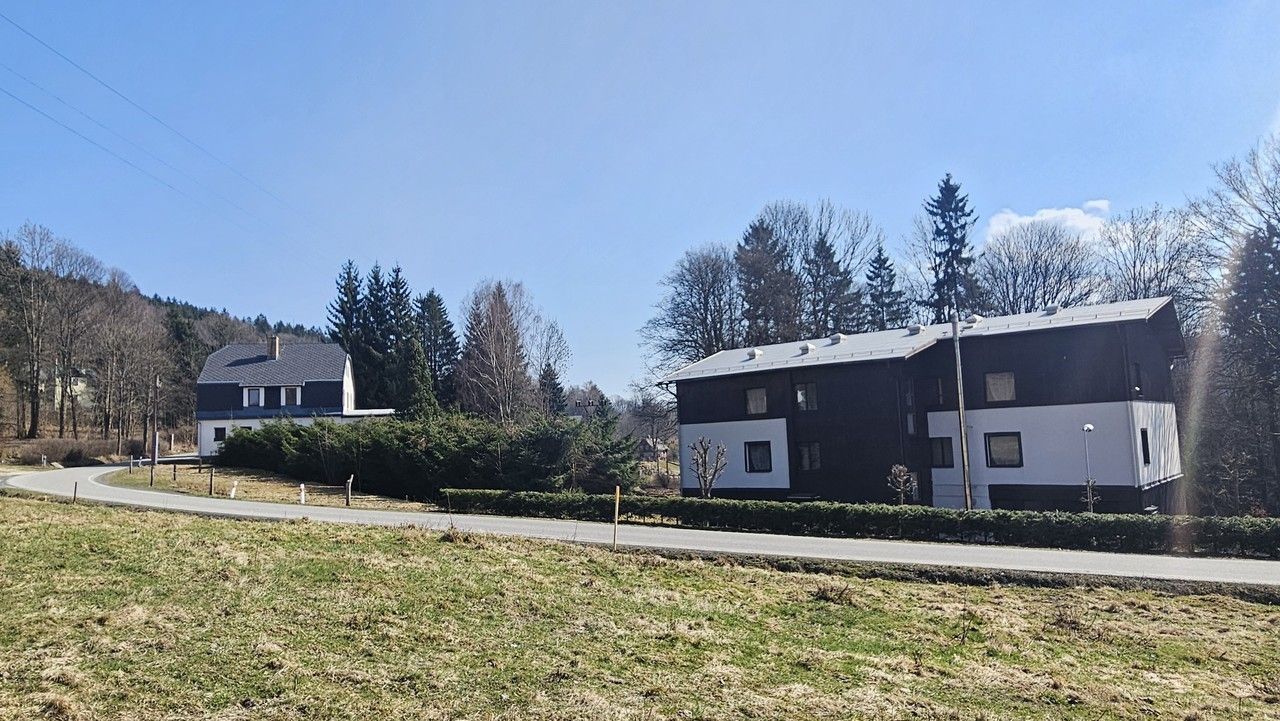 Rodinné domy, Janov nad Nisou, 1 047 m² - 1