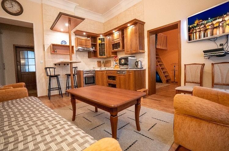 Byty, Karlovy Vary, 360 01