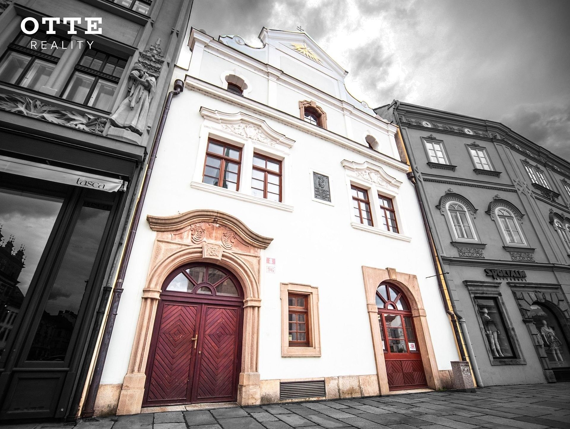 Kanceláře, náměstí Republiky, Plzeň, 889 m²