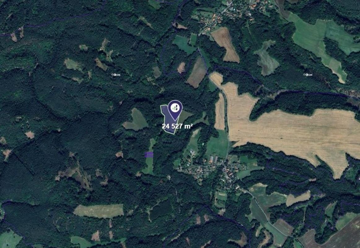 Prodej zemědělský pozemek - Dobřeň, 24 527 m²