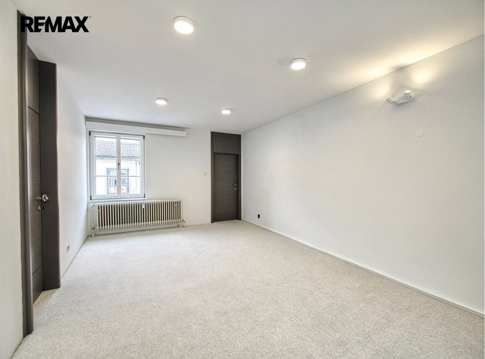 Kanceláře, nám. Přemysla Otakara II. 114, České Budějovice 1, 29 m² - 2