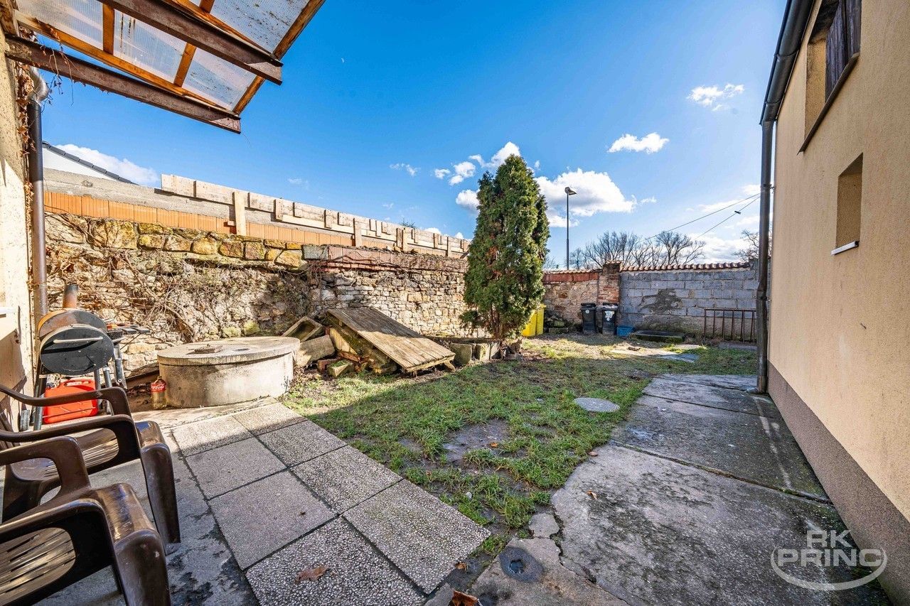 Prodej rodinný dům - Na Hrázce, Mochov, 225 m²