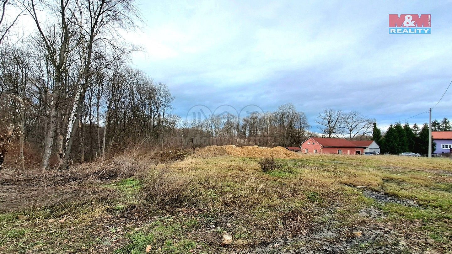Komerční pozemek, 1 859 m²