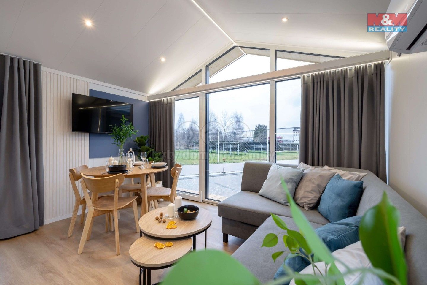 Prodej ostatní - Školní náměstí, Chrudim, 57 m²