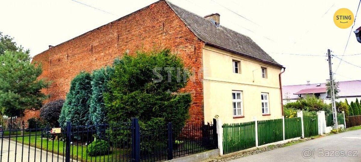 Rodinné domy, Úvalno, 793 91