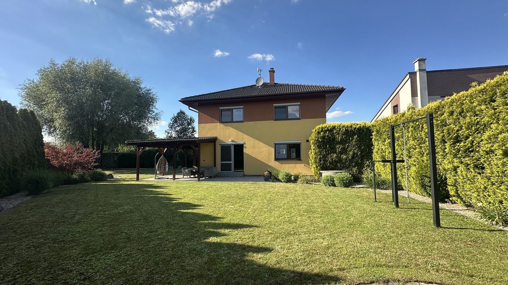 Prodej rodinný dům - Borek, okres Praha-východ, Středočeský kraj, 249 m² - 2