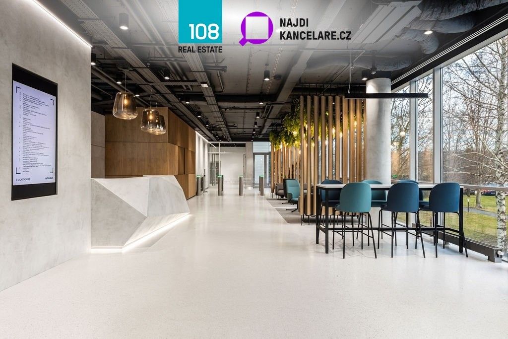 Pronájem kancelář - Jankovcova, Praha, 477 m²