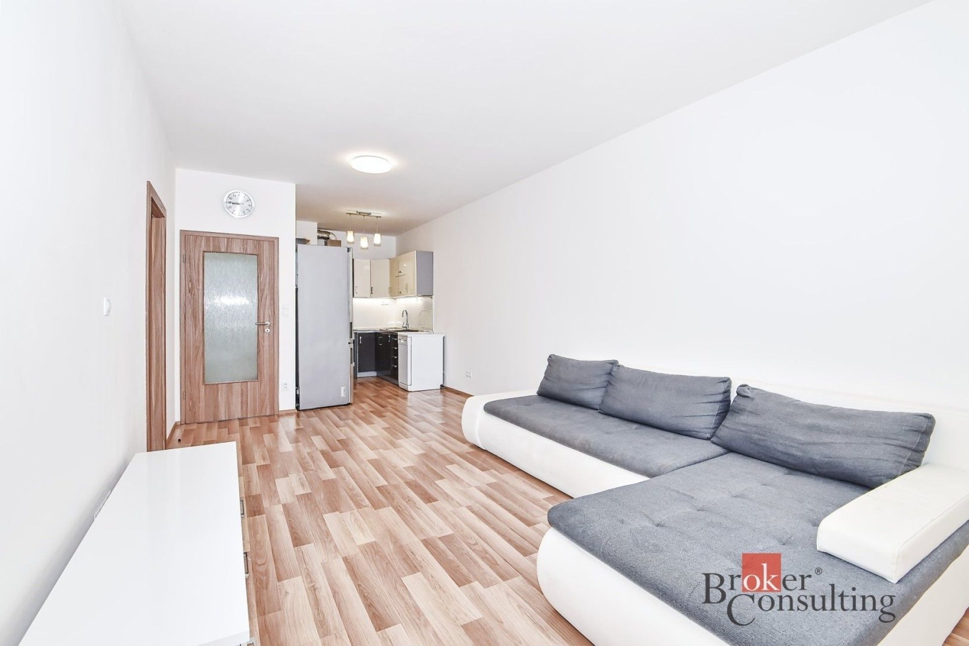 2+kk, Pod radnicí, Praha, 52 m² - 1