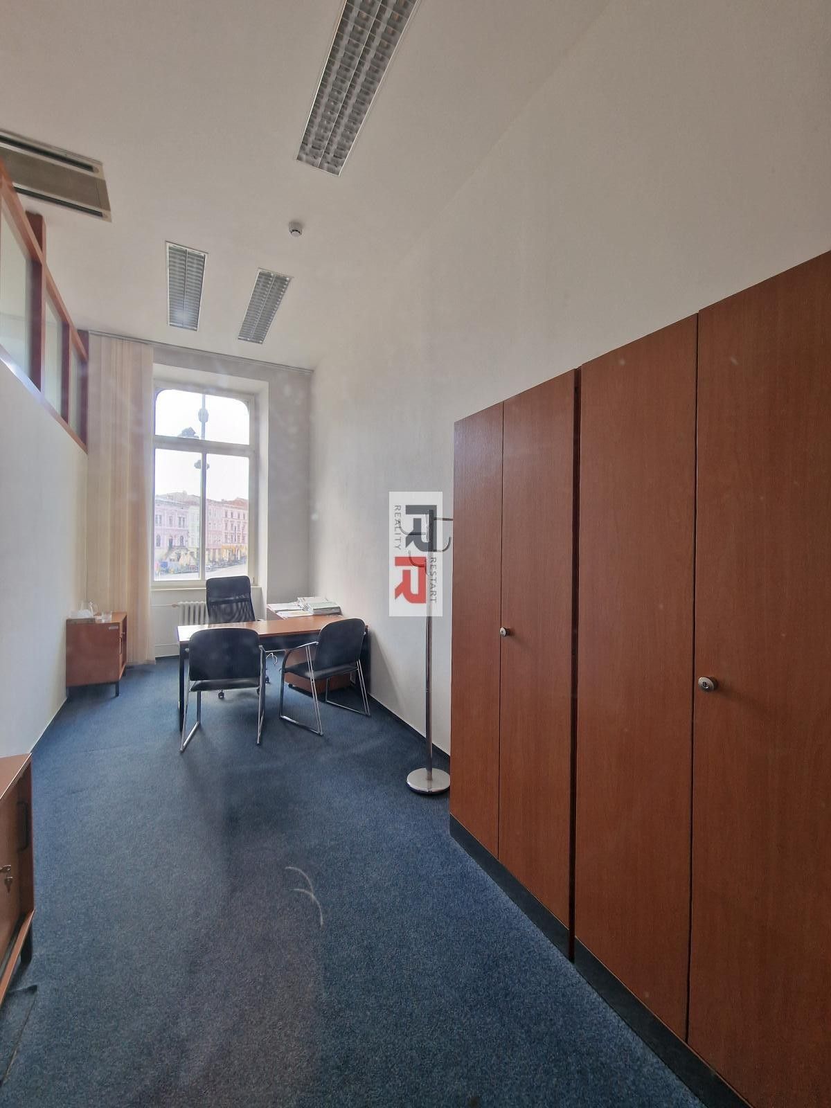 Kanceláře, Dolní náměstí, Olomouc, 16 m² - 2
