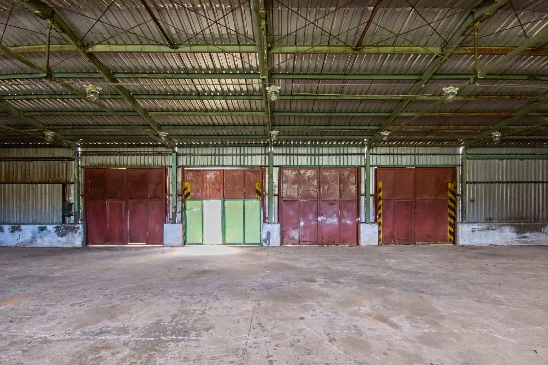 Sklad · 305 m² · Lično - 3