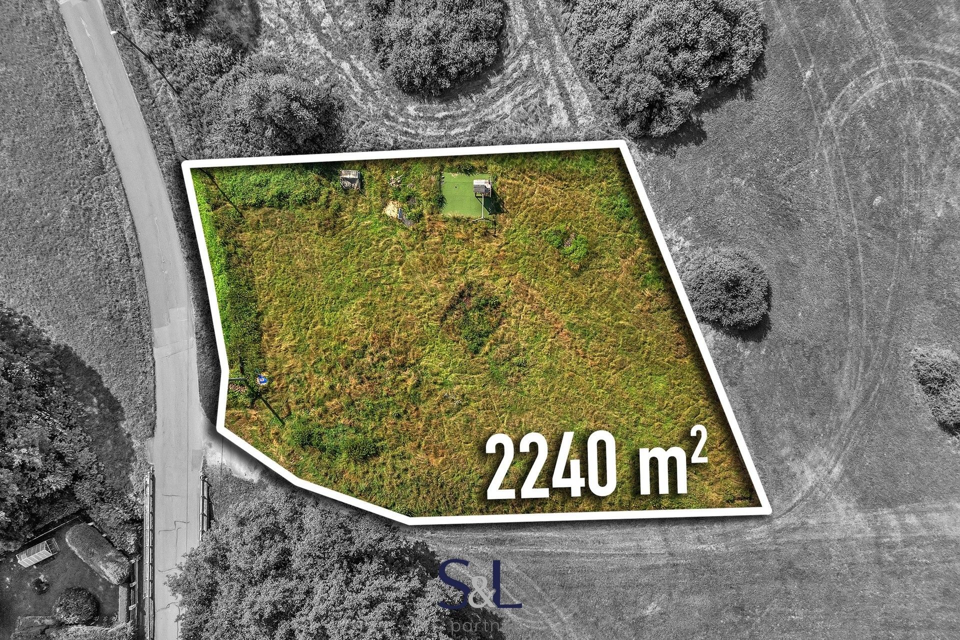 Pozemek pro bydlení, 2 240 m²