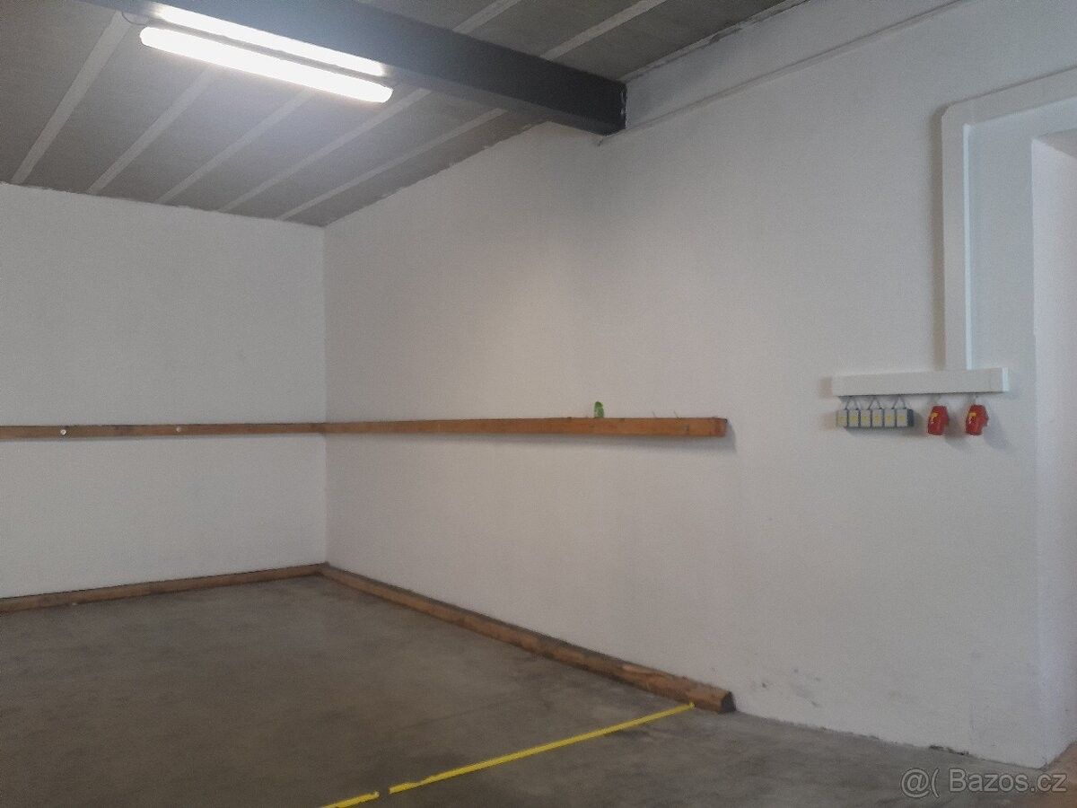 Sklad · Mladá Boleslav, 293 01 - 3