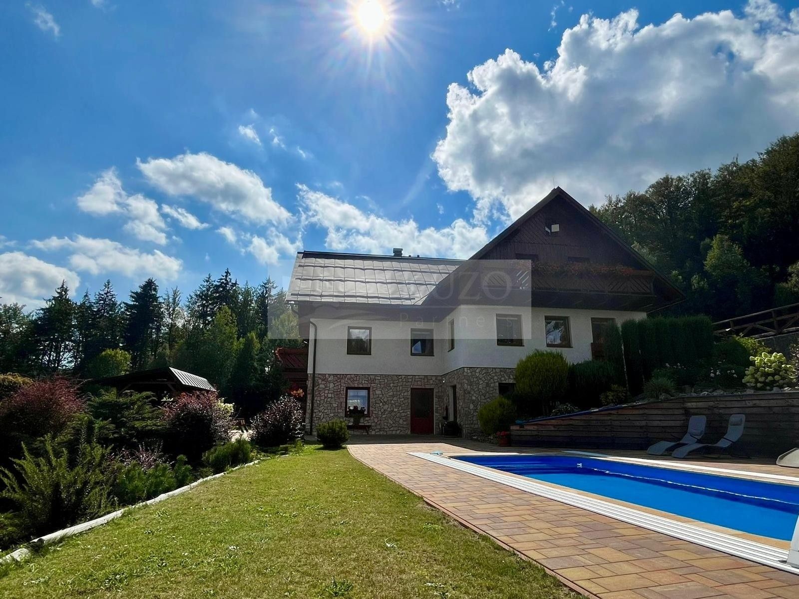 Prodej ubytovací zařízení - Paseky nad Jizerou, 345 m²