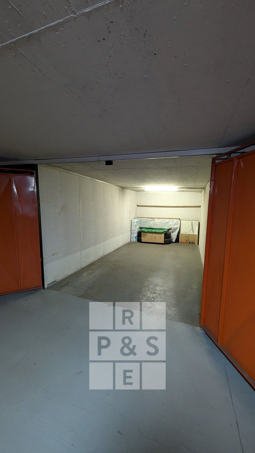 Prodej garáž - Ratibořská, Praha, 18 m²