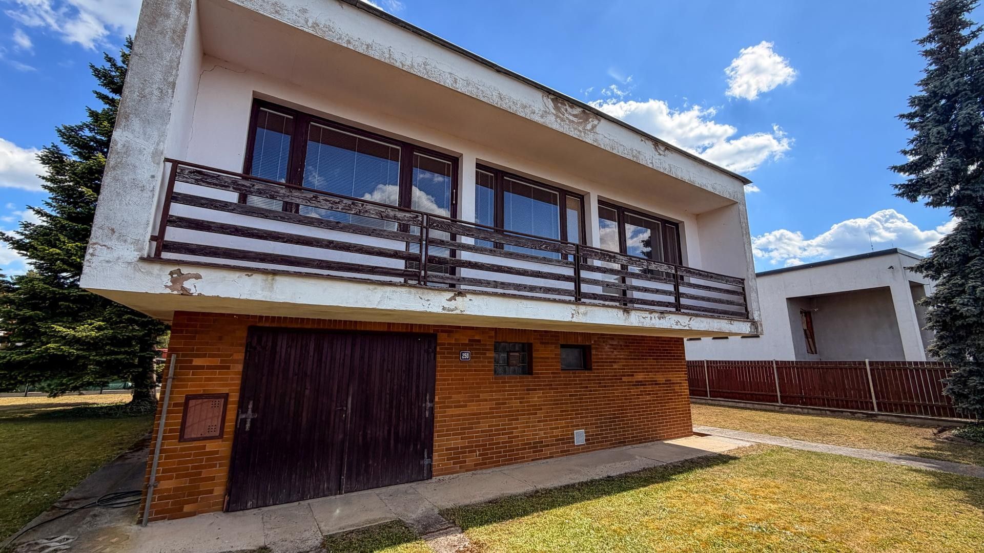Rodinné domy, Dlouhá, Vědomice, 352 m²