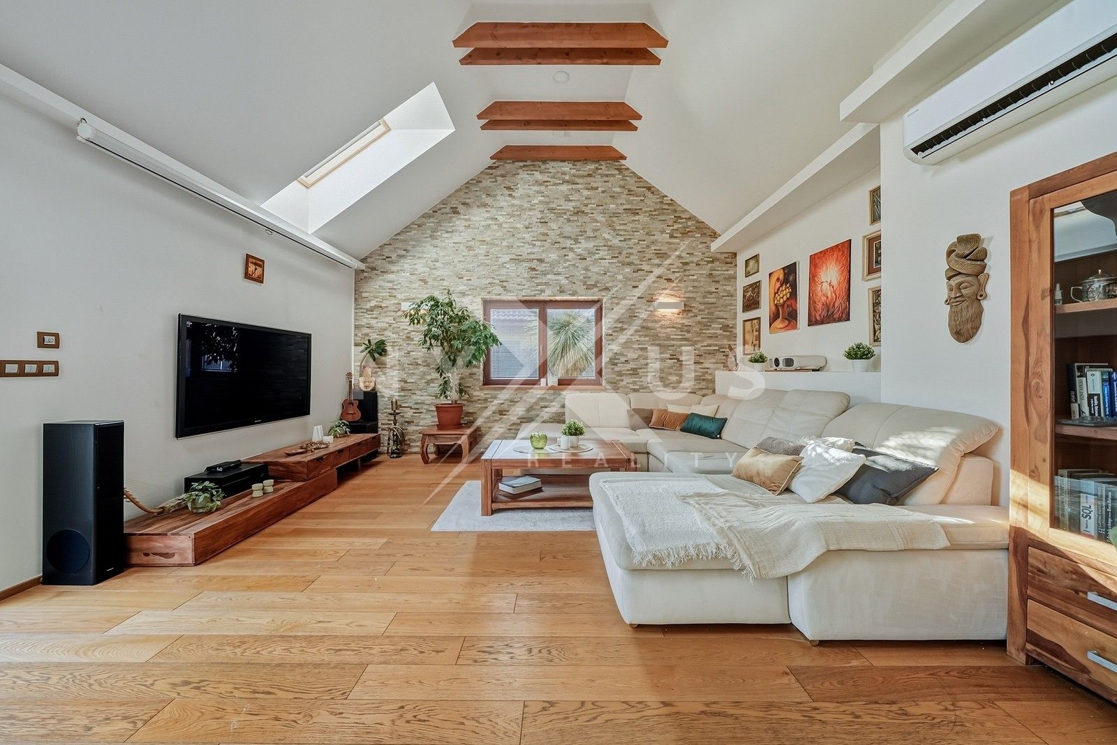 Prodej rodinný dům - Hodějovská, Praha, 308 m²