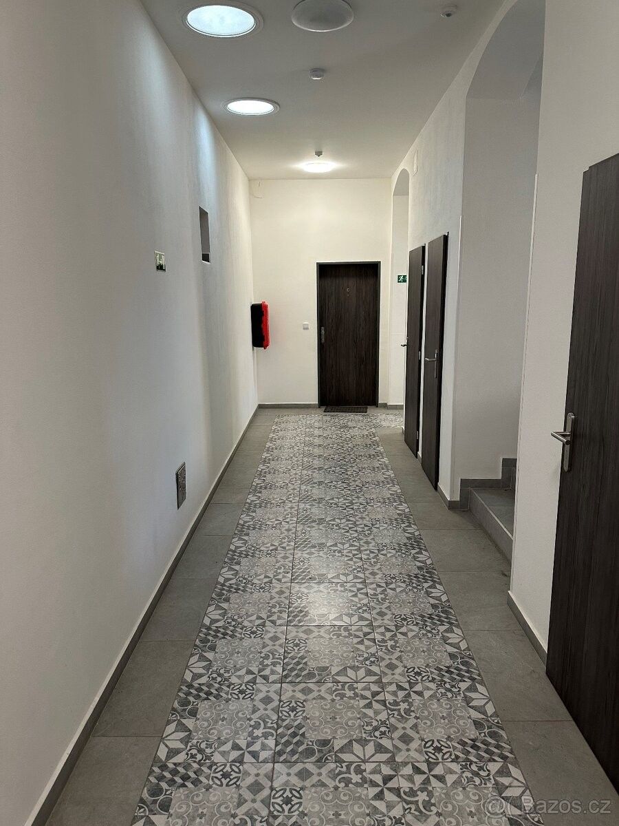 Byty, Lužec nad Vltavou, 277 06