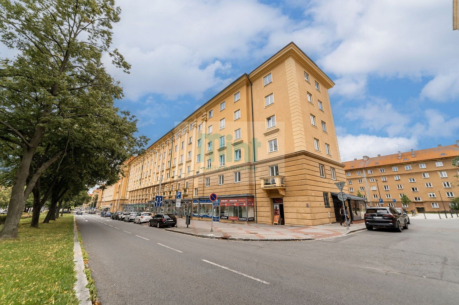 Byt 4+1, 100 m²